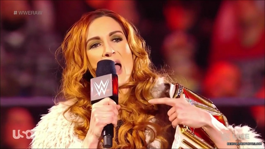 WWE_Monday_Night_Raw_2022_01_03_720p_HDTV_x264-NWCHD_mp4_002442776.jpg