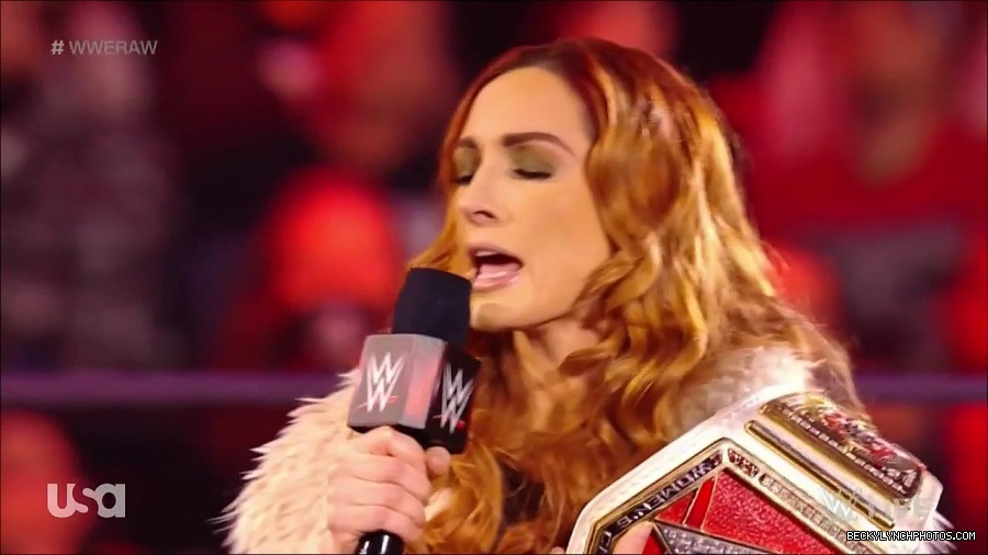 WWE_Monday_Night_Raw_2022_01_03_720p_HDTV_x264-NWCHD_mp4_002463997.jpg