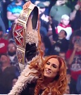 WWE_Monday_Night_Raw_2022_01_03_720p_HDTV_x264-NWCHD_mp4_002360994.jpg