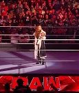 WWE_Monday_Night_Raw_2022_01_03_720p_HDTV_x264-NWCHD_mp4_002382716.jpg