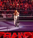 WWE_Monday_Night_Raw_2022_01_03_720p_HDTV_x264-NWCHD_mp4_002383517.jpg