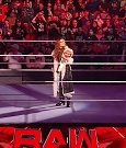 WWE_Monday_Night_Raw_2022_01_03_720p_HDTV_x264-NWCHD_mp4_002383917.jpg