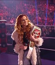 WWE_Monday_Night_Raw_2022_01_03_720p_HDTV_x264-NWCHD_mp4_002392326.jpg