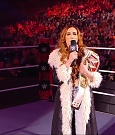 WWE_Monday_Night_Raw_2022_01_03_720p_HDTV_x264-NWCHD_mp4_002396730.jpg