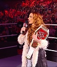 WWE_Monday_Night_Raw_2022_01_03_720p_HDTV_x264-NWCHD_mp4_002398332.jpg