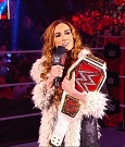 WWE_Monday_Night_Raw_2022_01_03_720p_HDTV_x264-NWCHD_mp4_002401935.jpg