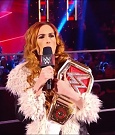 WWE_Monday_Night_Raw_2022_01_03_720p_HDTV_x264-NWCHD_mp4_002410344.jpg