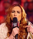 WWE_Monday_Night_Raw_2022_01_03_720p_HDTV_x264-NWCHD_mp4_002417951.jpg