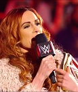 WWE_Monday_Night_Raw_2022_01_03_720p_HDTV_x264-NWCHD_mp4_002420354.jpg