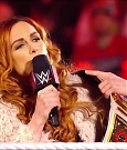 WWE_Monday_Night_Raw_2022_01_03_720p_HDTV_x264-NWCHD_mp4_002431965.jpg
