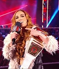 WWE_Monday_Night_Raw_2022_01_03_720p_HDTV_x264-NWCHD_mp4_002435569.jpg
