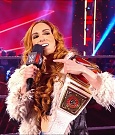 WWE_Monday_Night_Raw_2022_01_03_720p_HDTV_x264-NWCHD_mp4_002437170.jpg