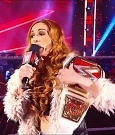 WWE_Monday_Night_Raw_2022_01_03_720p_HDTV_x264-NWCHD_mp4_002437571.jpg