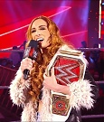 WWE_Monday_Night_Raw_2022_01_03_720p_HDTV_x264-NWCHD_mp4_002446380.jpg