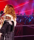 WWE_Monday_Night_Raw_2022_01_03_720p_HDTV_x264-NWCHD_mp4_002458792.jpg