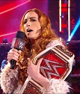 WWE_Monday_Night_Raw_2022_01_03_720p_HDTV_x264-NWCHD_mp4_002490023.jpg