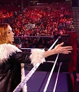 WWE_Monday_Night_Raw_2022_01_03_720p_HDTV_x264-NWCHD_mp4_002561695.jpg