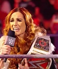 WWE_Monday_Night_Raw_2022_01_03_720p_HDTV_x264-NWCHD_mp4_002565298.jpg