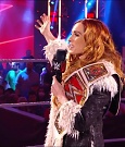 WWE_Monday_Night_Raw_2022_01_03_720p_HDTV_x264-NWCHD_mp4_002577711.jpg