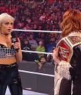 WWE_Monday_Night_Raw_2022_01_03_720p_HDTV_x264-NWCHD_mp4_002677010.jpg
