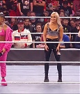 WWE_Monday_Night_Raw_2022_01_03_720p_HDTV_x264-NWCHD_mp4_002814614.jpg