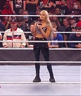 WWE_Monday_Night_Raw_2022_01_03_720p_HDTV_x264-NWCHD_mp4_002839039.jpg