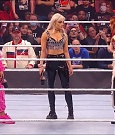 WWE_Monday_Night_Raw_2022_01_03_720p_HDTV_x264-NWCHD_mp4_002869069.jpg