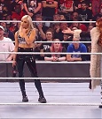 WWE_Monday_Night_Raw_2022_01_03_720p_HDTV_x264-NWCHD_mp4_002887487.jpg