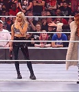 WWE_Monday_Night_Raw_2022_01_03_720p_HDTV_x264-NWCHD_mp4_002887887.jpg