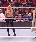 WWE_Monday_Night_Raw_2022_01_03_720p_HDTV_x264-NWCHD_mp4_002888288.jpg