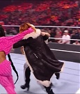 WWE_Monday_Night_Raw_2022_01_03_720p_HDTV_x264-NWCHD_mp4_002891891.jpg