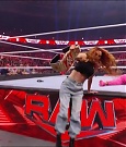 WWE_Monday_Night_Raw_2022_01_03_720p_HDTV_x264-NWCHD_mp4_002959559.jpg