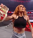 WWE_Monday_Night_Raw_2022_01_03_720p_HDTV_x264-NWCHD_mp4_002961961.jpg