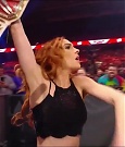 WWE_Monday_Night_Raw_2022_01_03_720p_HDTV_x264-NWCHD_mp4_002962762.jpg