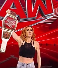 WWE_Monday_Night_Raw_2022_01_03_720p_HDTV_x264-NWCHD_mp4_002976376.jpg