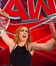 WWE_Monday_Night_Raw_2022_01_03_720p_HDTV_x264-NWCHD_mp4_002977977.jpg