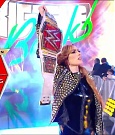 WWE_RAW_17th_Jan_2022_720p_WEBRip_h264-TJ_mp4_000077811.jpg