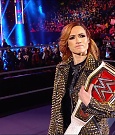 WWE_RAW_17th_Jan_2022_720p_WEBRip_h264-TJ_mp4_000206923.jpg