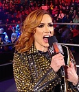 WWE_RAW_17th_Jan_2022_720p_WEBRip_h264-TJ_mp4_000230146.jpg