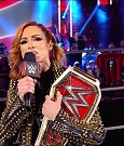 WWE_RAW_17th_Jan_2022_720p_WEBRip_h264-TJ_mp4_000236152.jpg