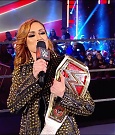 WWE_RAW_17th_Jan_2022_720p_WEBRip_h264-TJ_mp4_000247363.jpg
