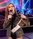 WWE_RAW_17th_Jan_2022_720p_WEBRip_h264-TJ_mp4_000260977.jpg