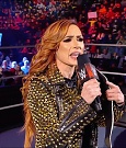 WWE_RAW_17th_Jan_2022_720p_WEBRip_h264-TJ_mp4_000293409.jpg