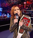 WWE_RAW_17th_Jan_2022_720p_WEBRip_h264-TJ_mp4_000307423.jpg