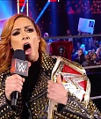 WWE_RAW_17th_Jan_2022_720p_WEBRip_h264-TJ_mp4_000315031.jpg