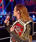 WWE_RAW_17th_Jan_2022_720p_WEBRip_h264-TJ_mp4_000345862.jpg