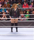 WWE_RAW_17th_Jan_2022_720p_WEBRip_h264-TJ_mp4_000530062.jpg