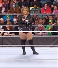 WWE_RAW_17th_Jan_2022_720p_WEBRip_h264-TJ_mp4_000546879.jpg