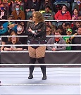 WWE_RAW_17th_Jan_2022_720p_WEBRip_h264-TJ_mp4_000568100.jpg