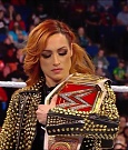 WWE_RAW_17th_Jan_2022_720p_WEBRip_h264-TJ_mp4_000568901.jpg